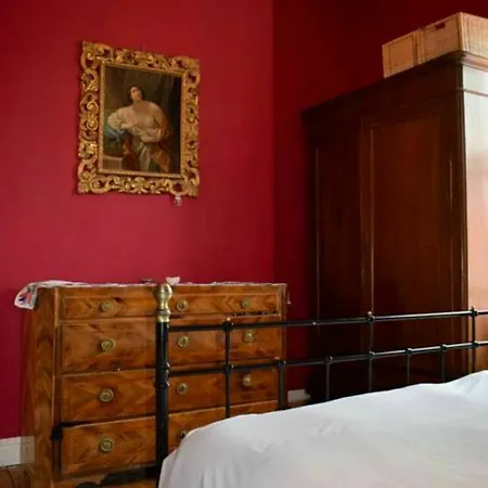 Апартаменты 4 Bedroom House In