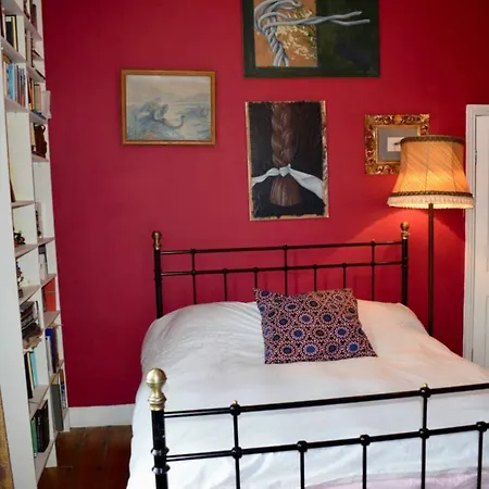 4 Bedroom House In * Dublin